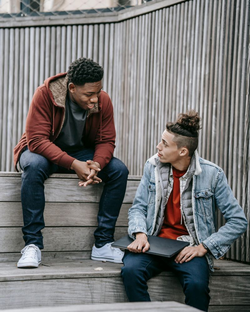 Jeugdleider in gesprek