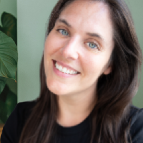 Maya Campbell Martinez Massage-therapeut