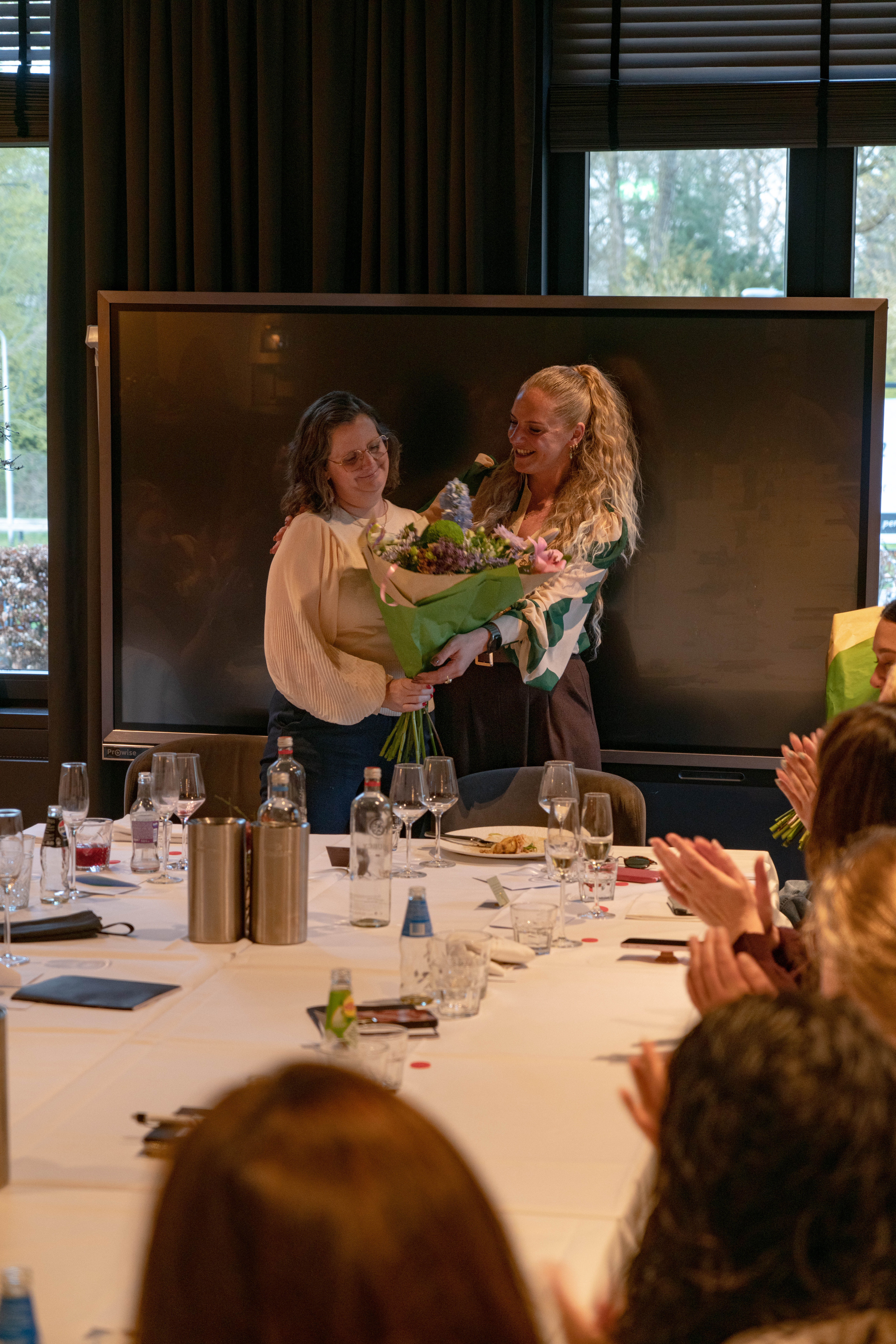 online ondernemende vrouwen bij een netwerkevent