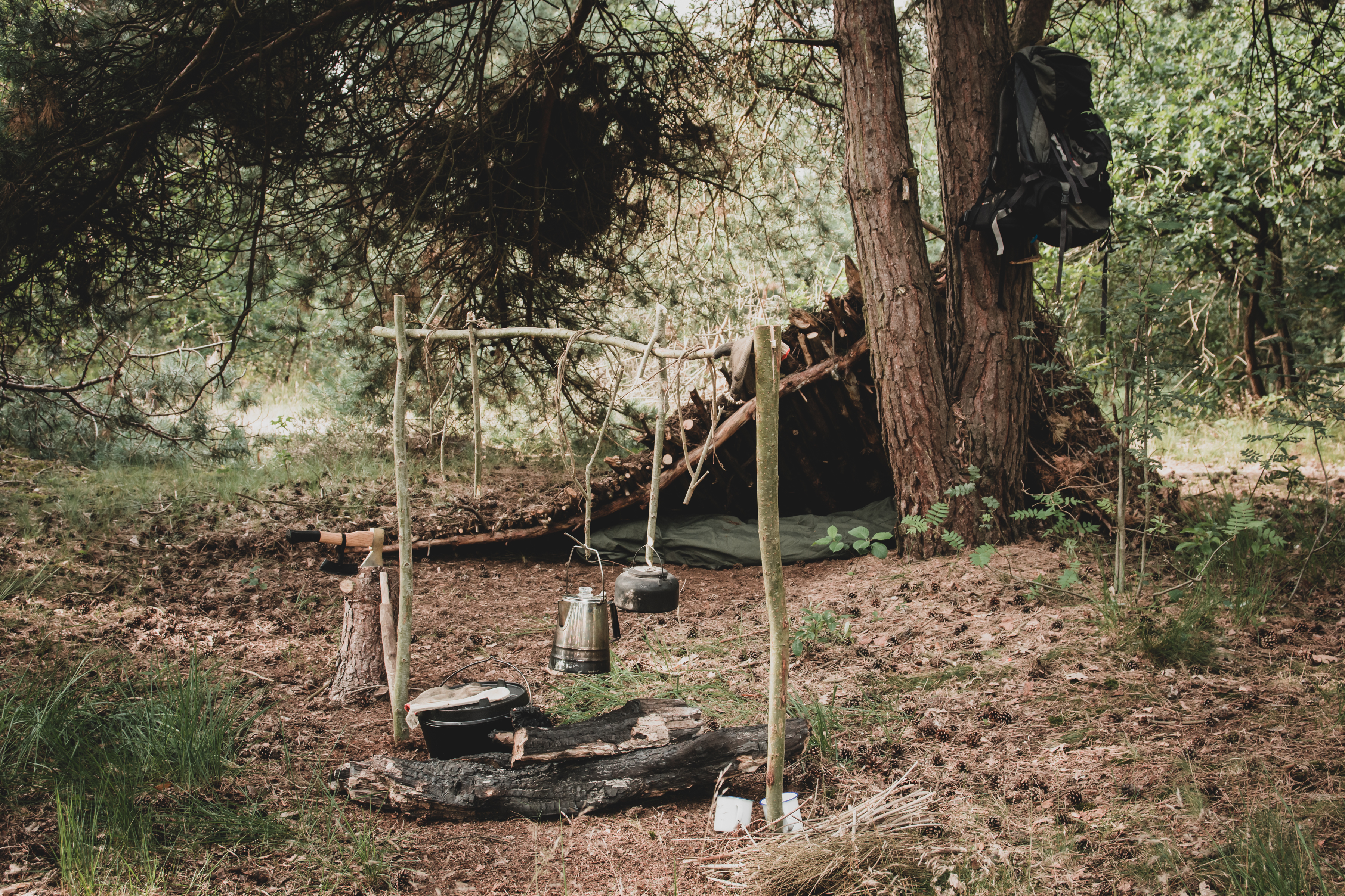 Bivak tijdens een bushcraftweekend in de natuur