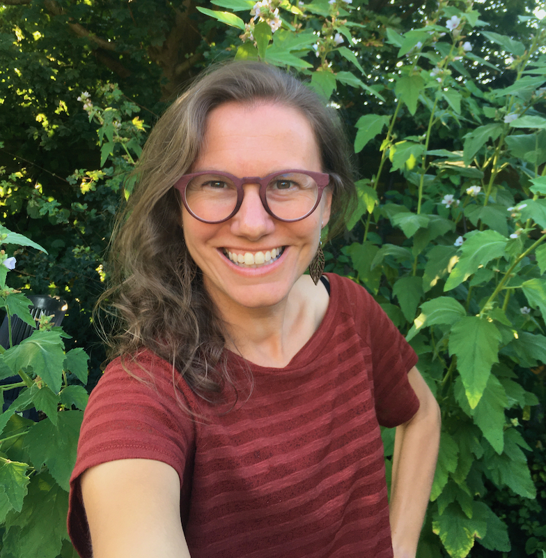 Portretfoto van Elke Aerts voor het verhaalblok op de Rust-ON salespage