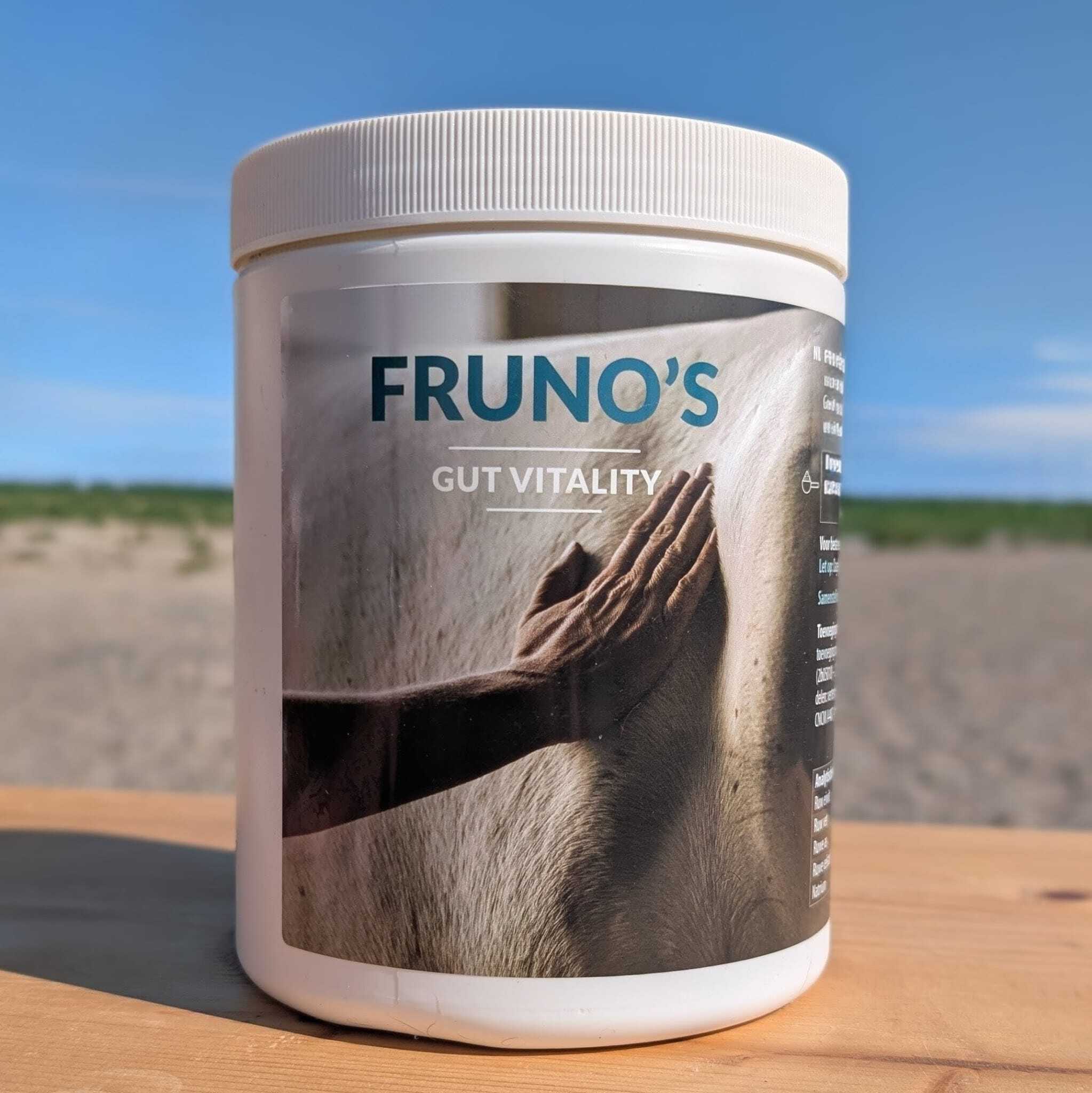 Maatschep met Fruno's Gut Vitality poeder voor de darmflora van het paard
