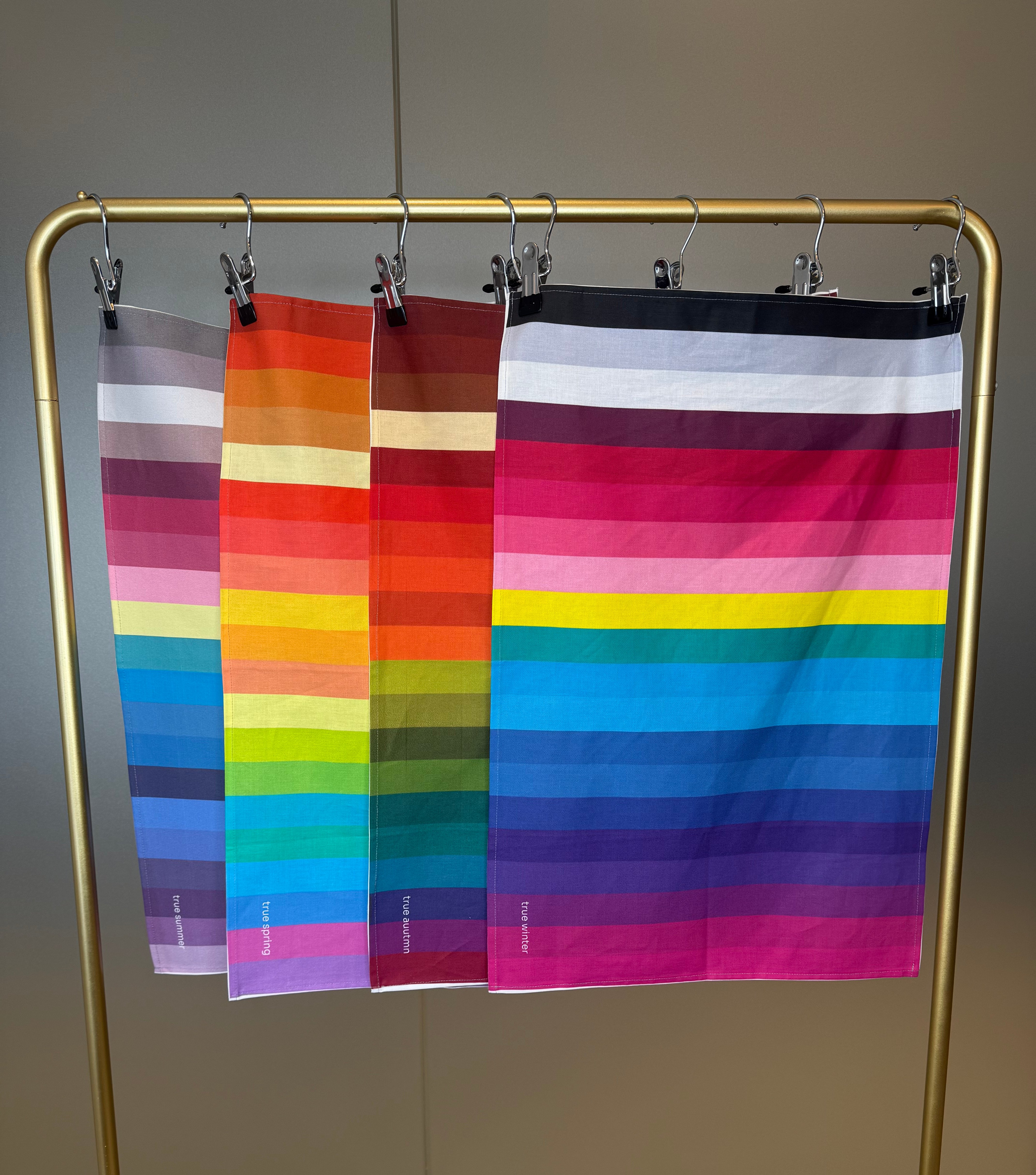 Kleurdoeken hoofdseizoenen vlaggen - Style passport