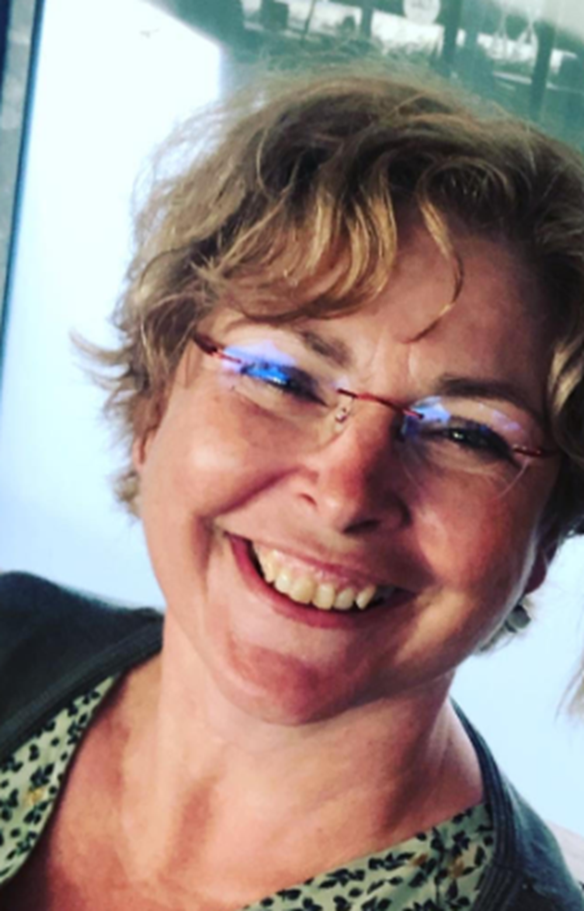 Natascha Schrama - hier intens gelukkig.png