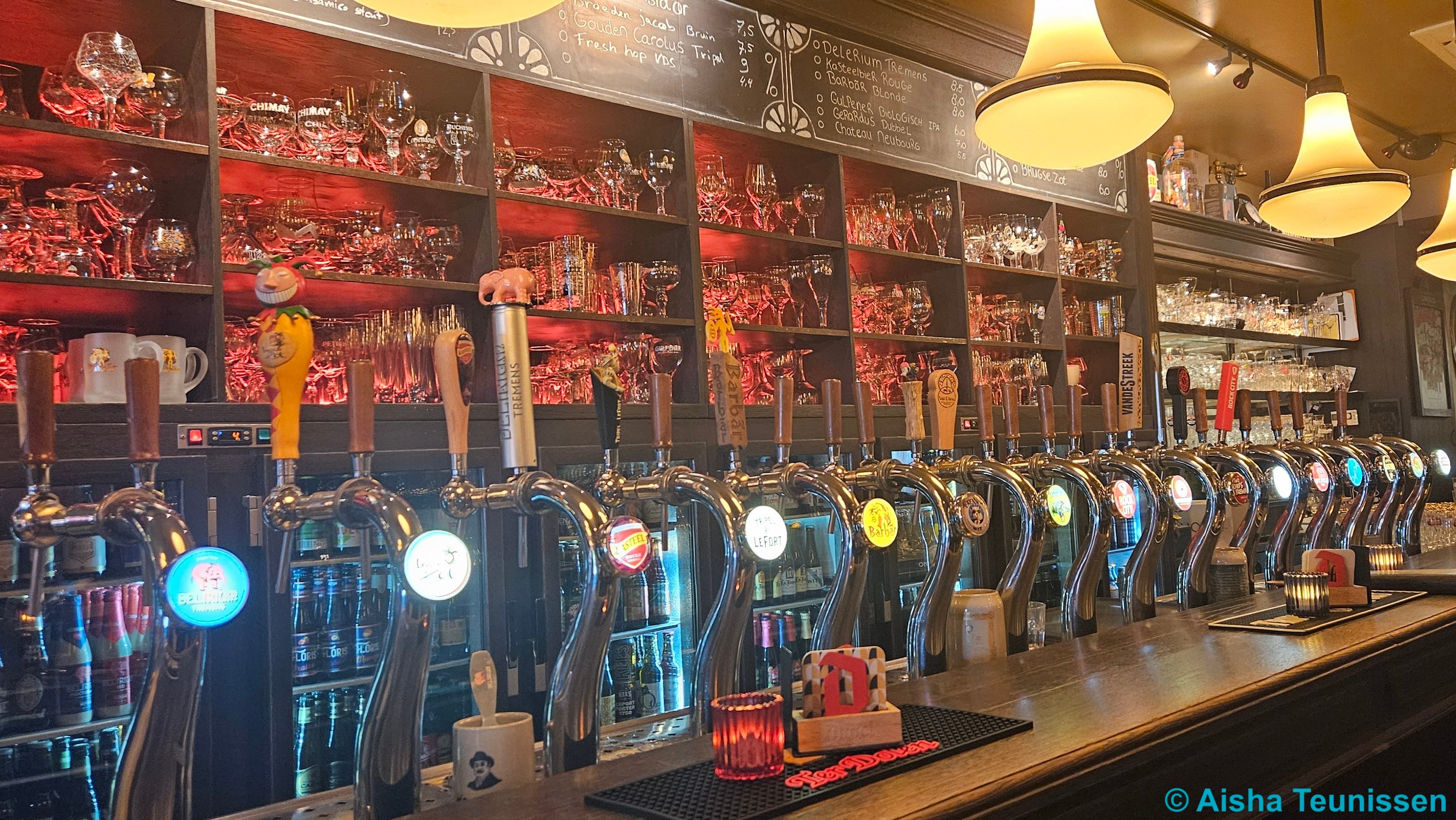 Biertaverne De Gouverneur Bierbijbel Tapbieren