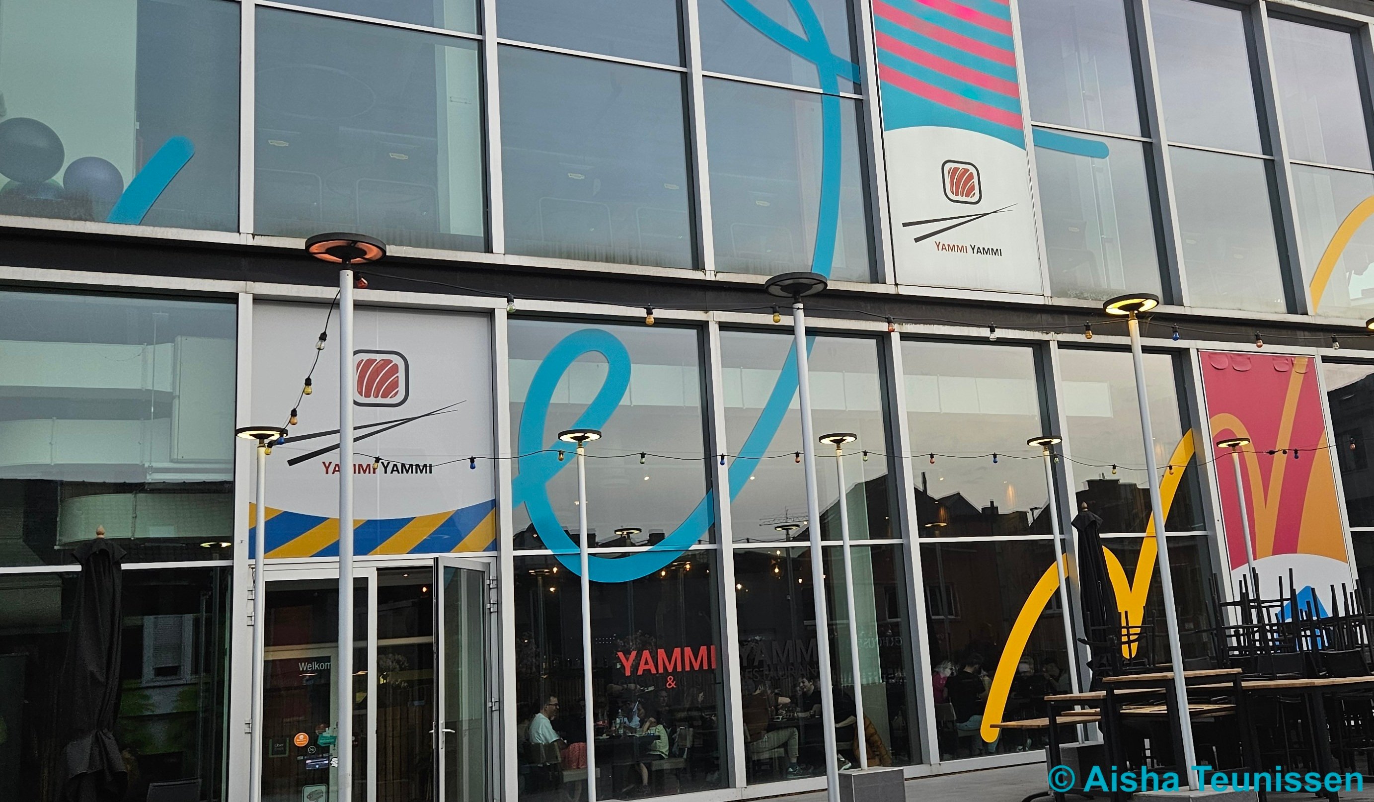Yammi Yammi Gent Sushi & Grill