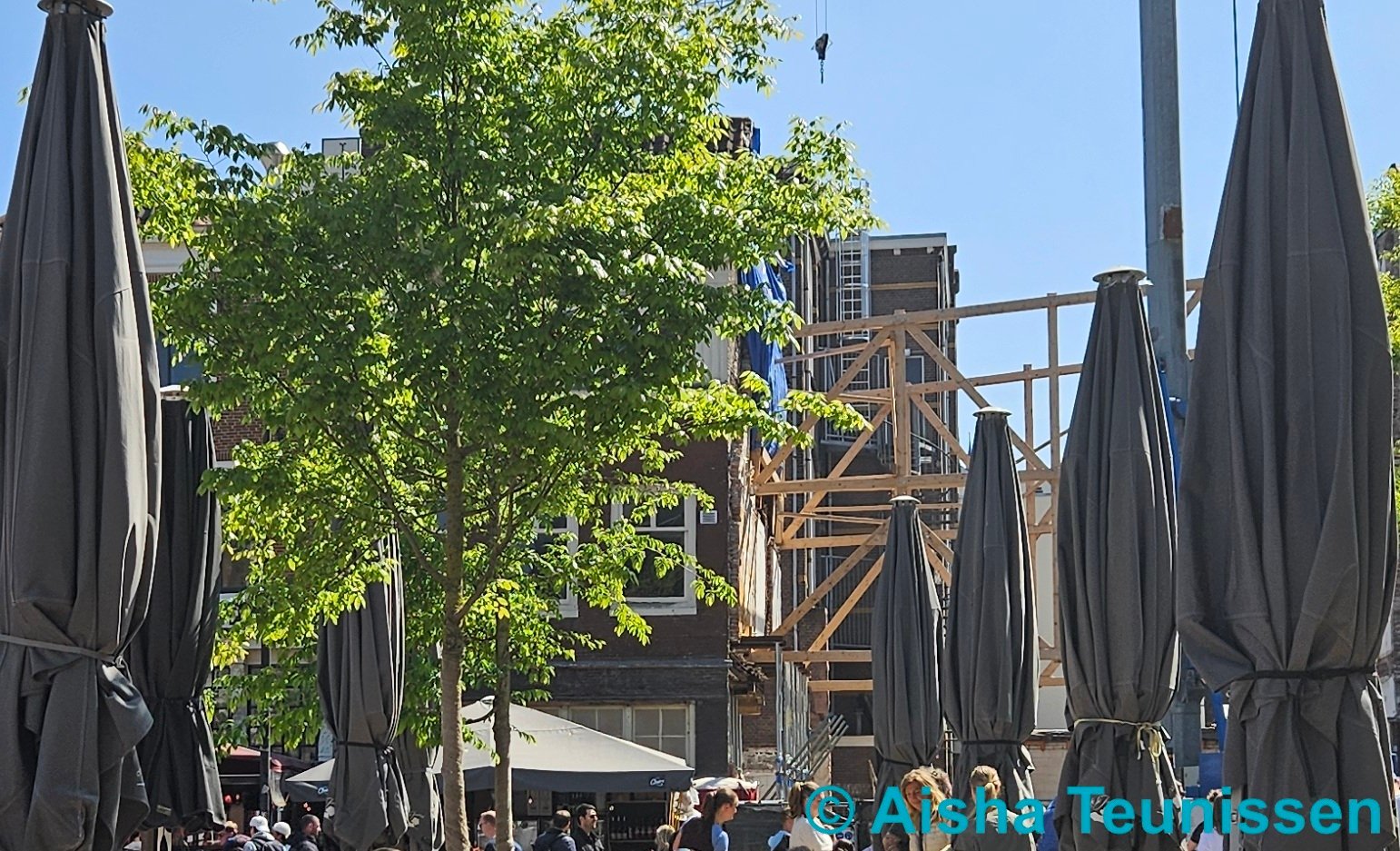 Café le Journal Neude Utrecht Terras