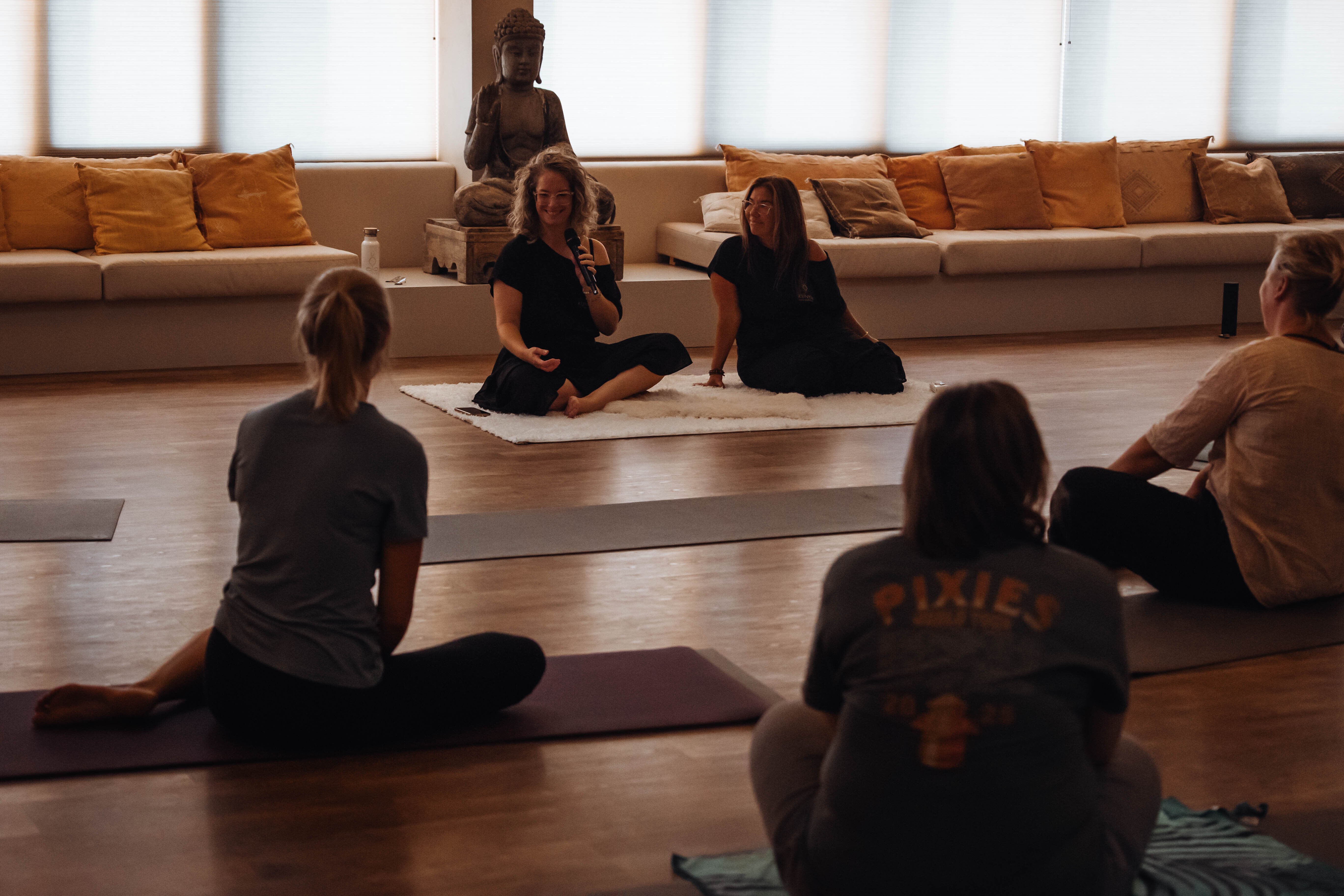 KunYin® - One Day Retreat - Nieuw Tijdperk in Zelfzorg - Vrouwencirkel - Regio Amsterdam - Magical Flow - Joyce van Rijn - Elise Fonck - Joanne Omer - Lichaamswerk - Nieuw in Nederland - Sisterhood - Community van Vrouwen