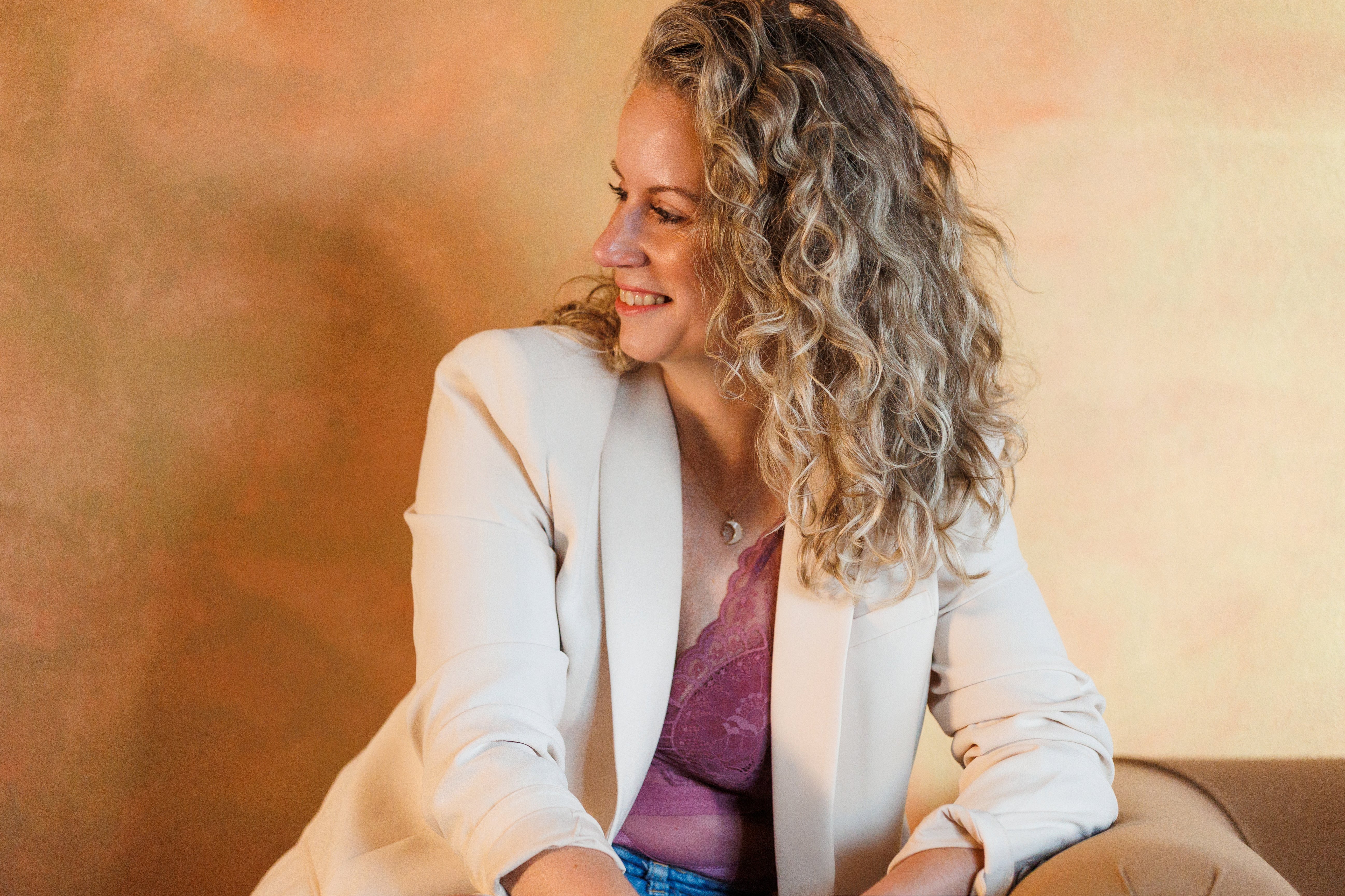 KunYin® - One Day Retreat - Nieuw Tijdperk in Zelfzorg - Vrouwencirkel - Regio Amsterdam - Magical Flow - Joyce van Rijn - Elise Fonck - Joanne Omer - Lichaamswerk - Nieuw in Nederland - Sisterhood - Community van Vrouwen