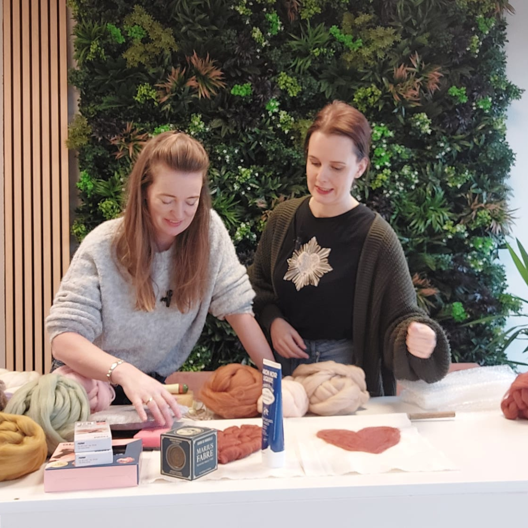 Leer verschillende creatieve technieken onder de bevlogen leiding van Sarina en Sarah.