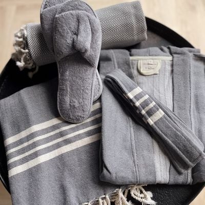 Black Friday relaxpakket met Krem Sultan hamamdoek, badjas en slippers in dark grey