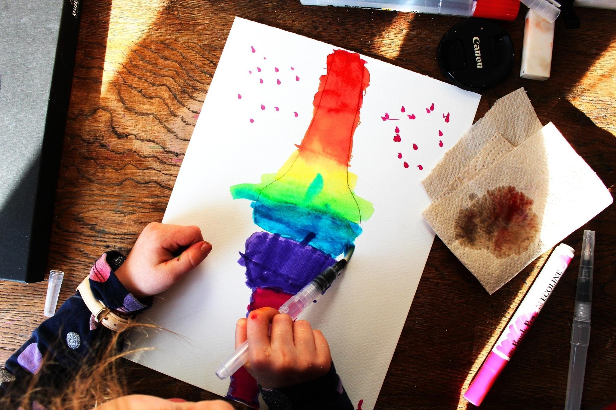 Tekenlessen brushpennen creatieve kunstlessen aquamarkers knutsel school