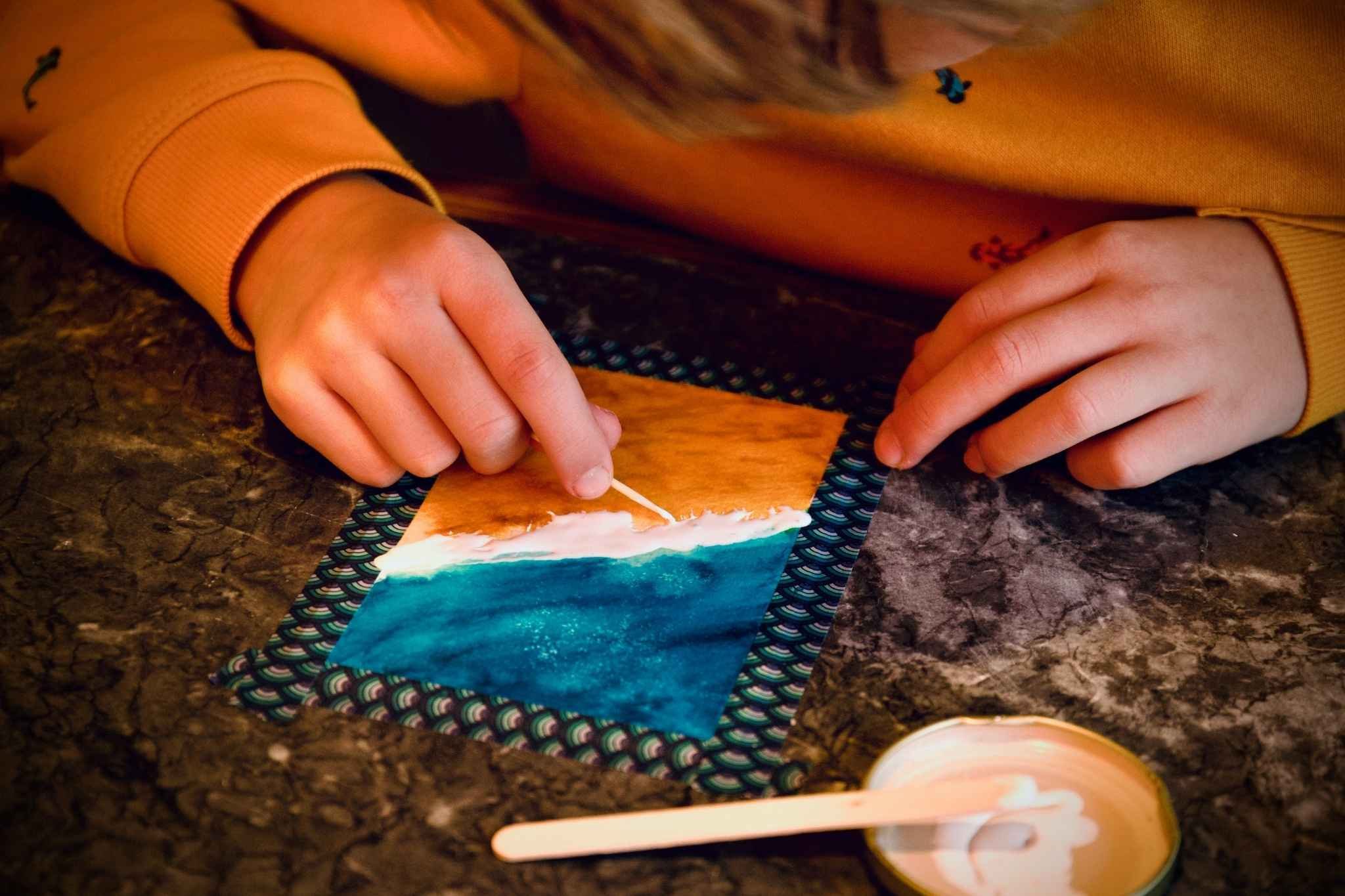 alt="Downloadbare materialen en e-books voor creatieve workshops en lessen in de Brush Academie"