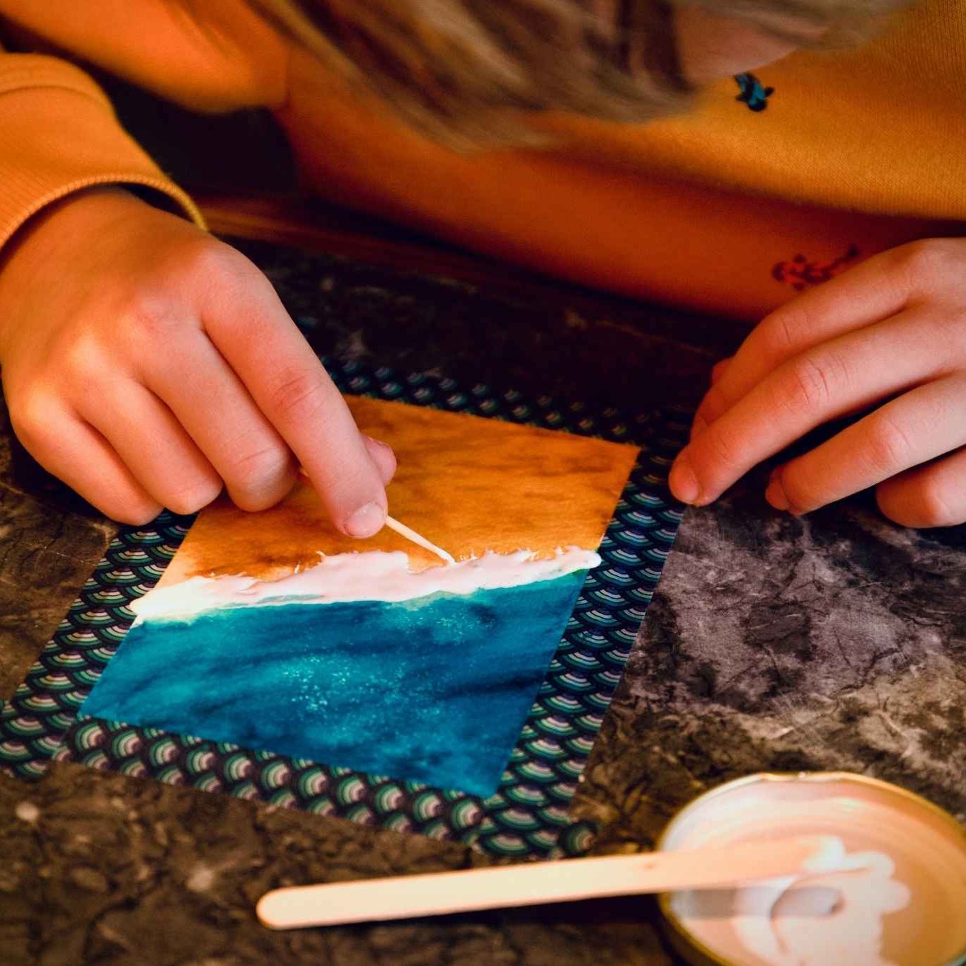 alt="Downloadbare materialen en e-books voor creatieve workshops en lessen in de Brush Academie"