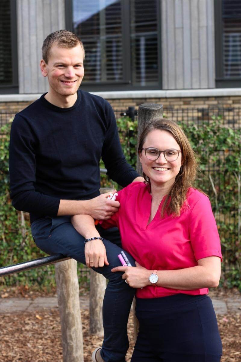 Oprichters van Brush Academie samen op de foto