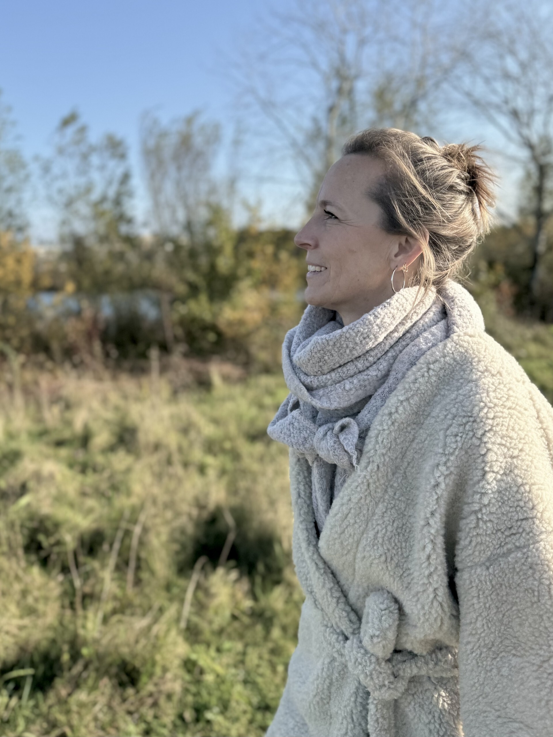 Portret Carolien Bloom and Blend Leiderschapstraining buiten zijaanzicht