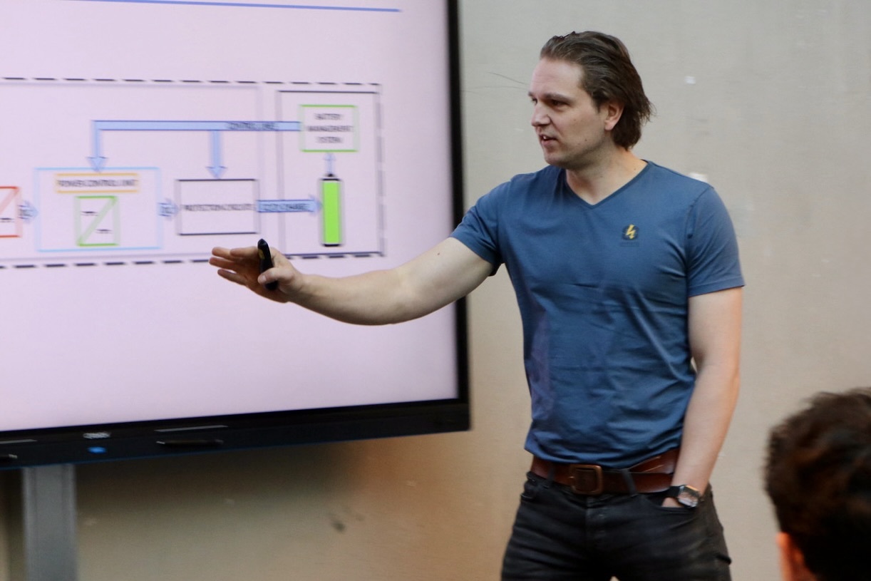 Expert Update (vaktafel) DC Laadinfrastructuur Henry Lootens